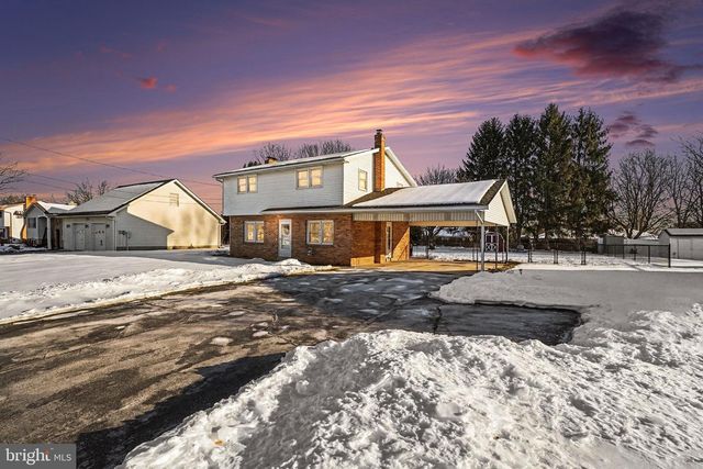 915 FORGE ROAD, Carlisle, PA 17015