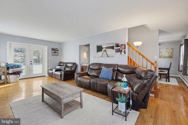 915 FORGE ROAD, Carlisle, PA 17015