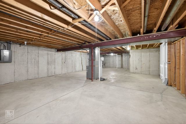 814 Bruce Robert Lane, Hampshire, IL 60140