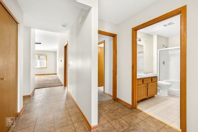 814 Bruce Robert Lane, Hampshire, IL 60140