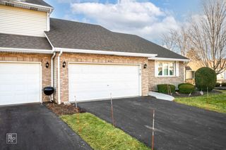 814 Bruce Robert Lane, Hampshire, IL 60140