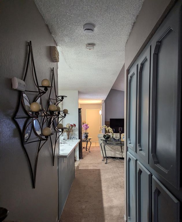 Image 9 of property listing at 4815 E Geary Street, Fresno, CA 93725