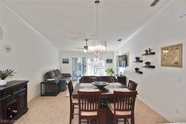 1125 Winding Pines CIR 208, Cape Coral, FL 33909