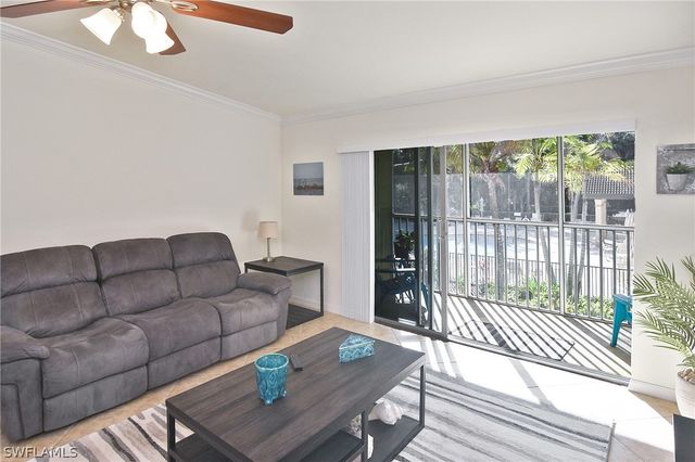 1125 Winding Pines CIR 208, Cape Coral, FL 33909