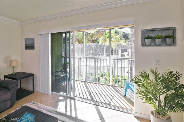 1125 Winding Pines CIR 208, Cape Coral, FL 33909