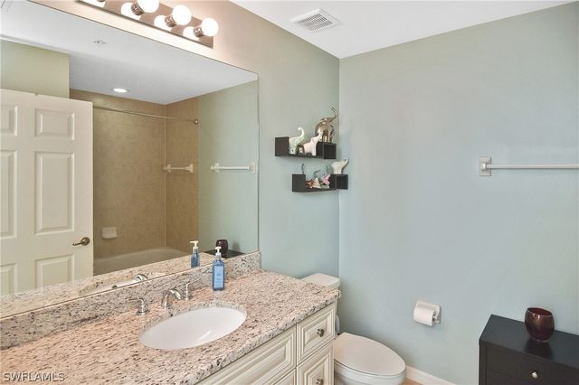 1125 Winding Pines CIR 208, Cape Coral, FL 33909