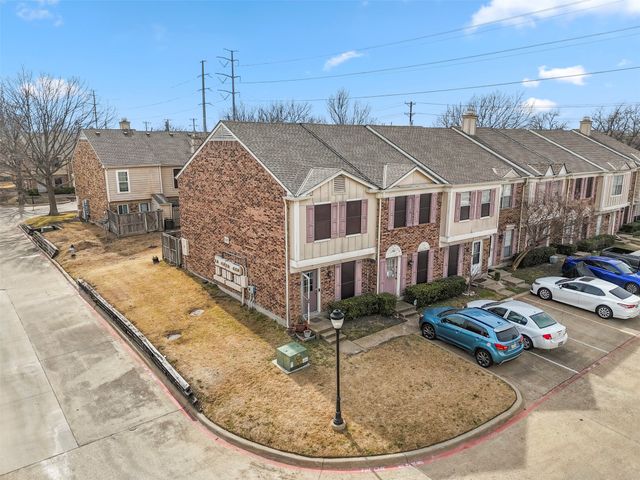 621 Carriagehouse Lane 9F, Garland, TX 75040