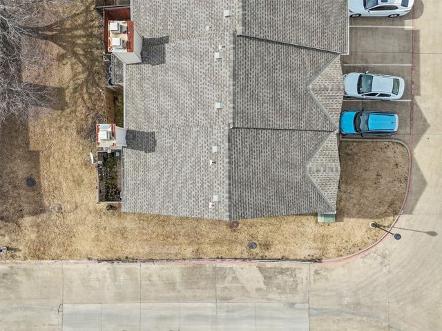 621 Carriagehouse Lane 9F, Garland, TX 75040