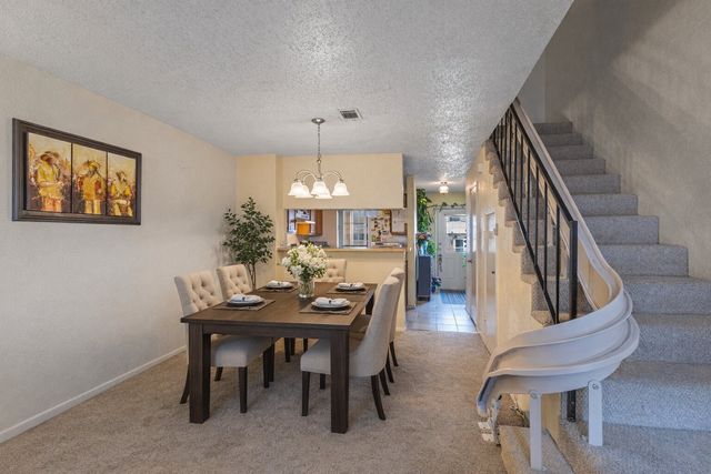 621 Carriagehouse Lane 9F, Garland, TX 75040