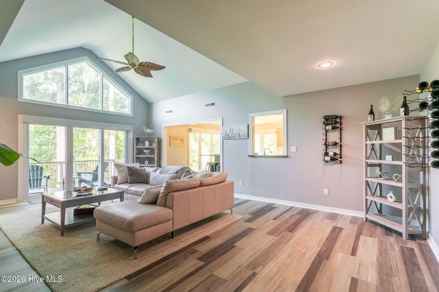 419 Albemarle Boulevard Apt 10b, Hertford, NC 27944