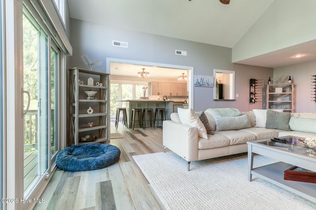 419 Albemarle Boulevard Apt 10b, Hertford, NC 27944