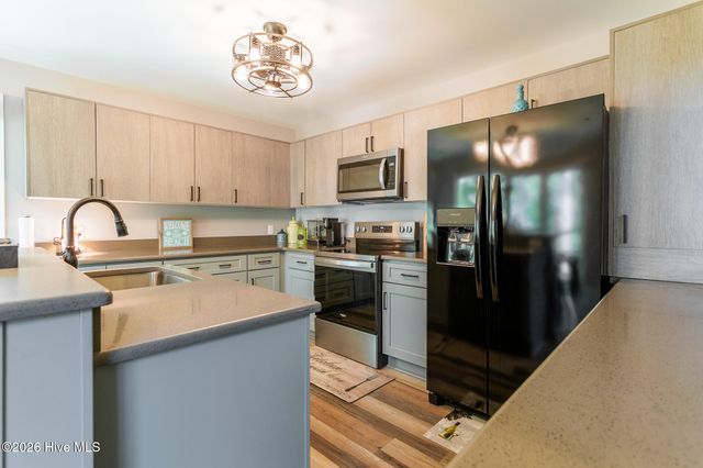 419 Albemarle Boulevard Apt 10b, Hertford, NC 27944