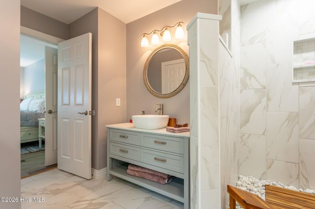 419 Albemarle Boulevard Apt 10b, Hertford, NC 27944