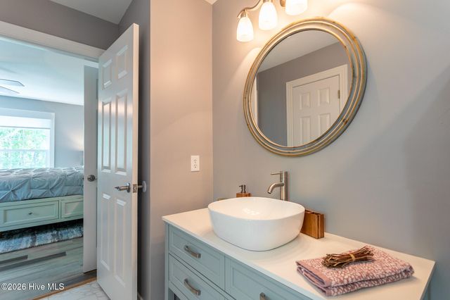 419 Albemarle Boulevard Apt 10b, Hertford, NC 27944