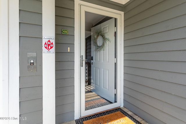 419 Albemarle Boulevard Apt 10b, Hertford, NC 27944