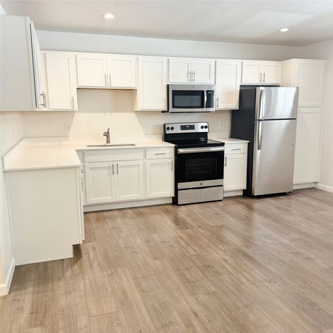 5010 San Jacinto Street 201, Dallas, TX 75206