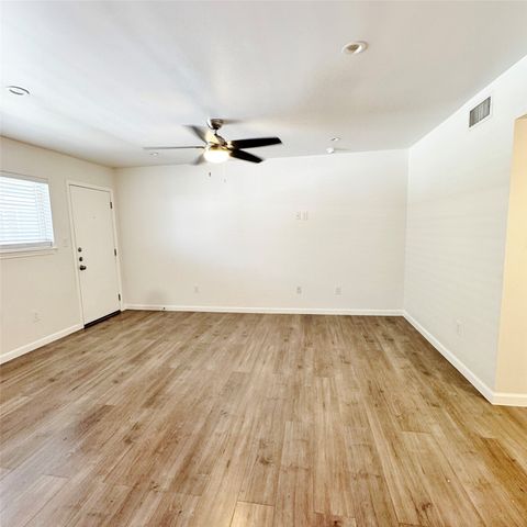 5010 San Jacinto Street 201, Dallas, TX 75206