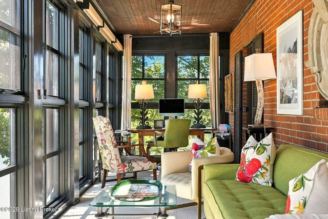 10601 US Hwy 42, Prospect, KY 40059