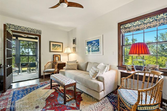 10601 US Hwy 42, Prospect, KY 40059