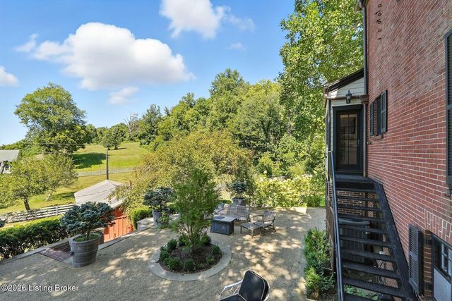 10601 US Hwy 42, Prospect, KY 40059