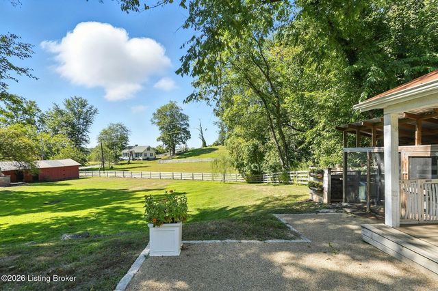 10601 US Hwy 42, Prospect, KY 40059