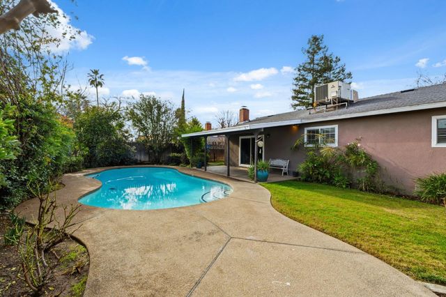 1203 Bundy Avenue, Clovis, CA 93611