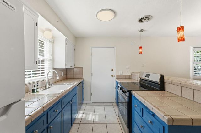 1203 Bundy Avenue, Clovis, CA 93611