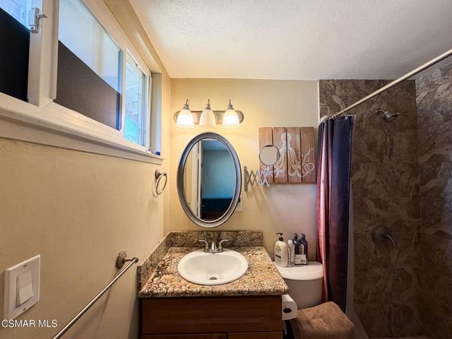 1662 Ahart Street, Simi Valley, CA 93065