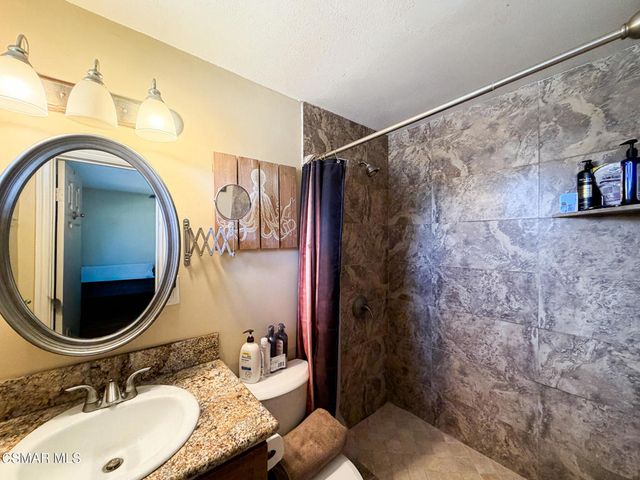 1662 Ahart Street, Simi Valley, CA 93065