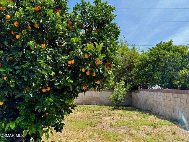 1662 Ahart Street, Simi Valley, CA 93065