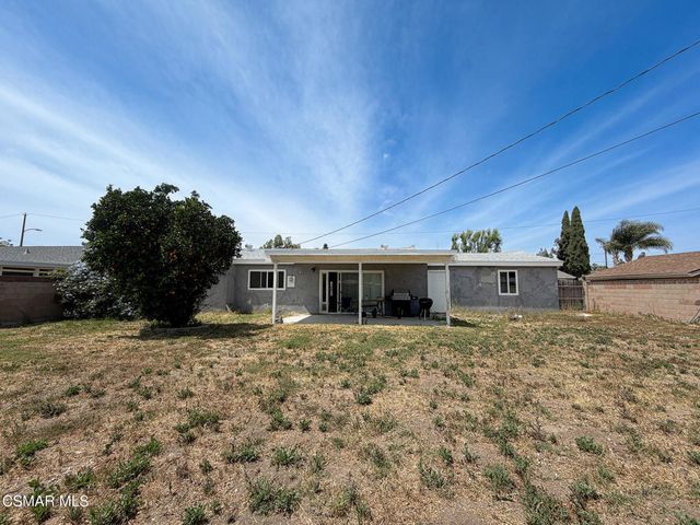 1662 Ahart Street, Simi Valley, CA 93065