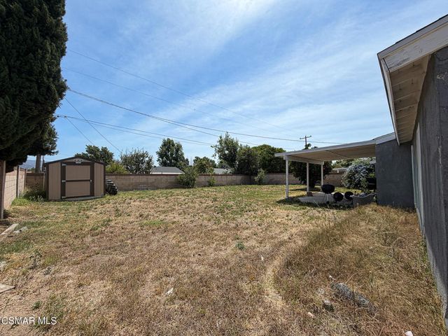 1662 Ahart Street, Simi Valley, CA 93065