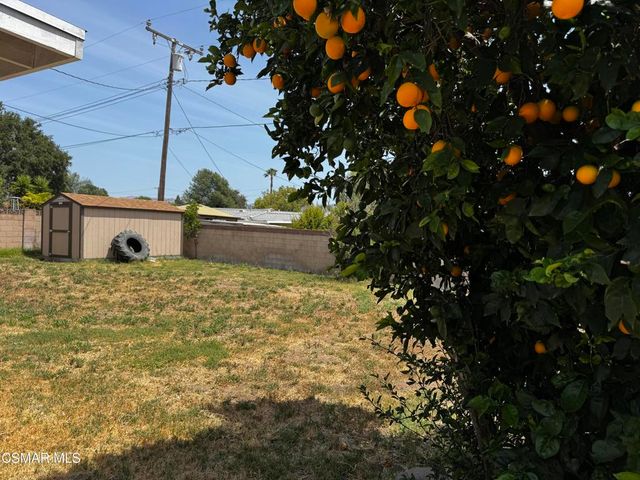 1662 Ahart Street, Simi Valley, CA 93065
