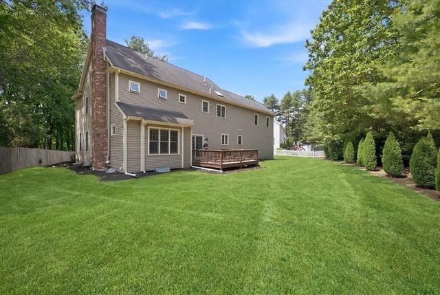 29 Brastow Drive, Medfield, MA 02052
