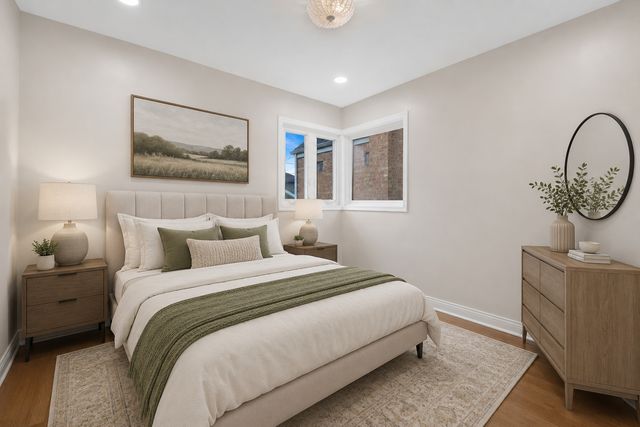 5730 S Oak Park Avenue, Chicago, IL 60638