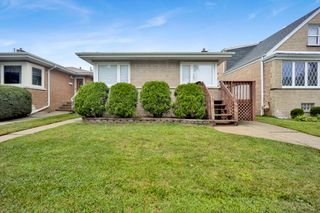 5730 S Oak Park Avenue, Chicago, IL 60638