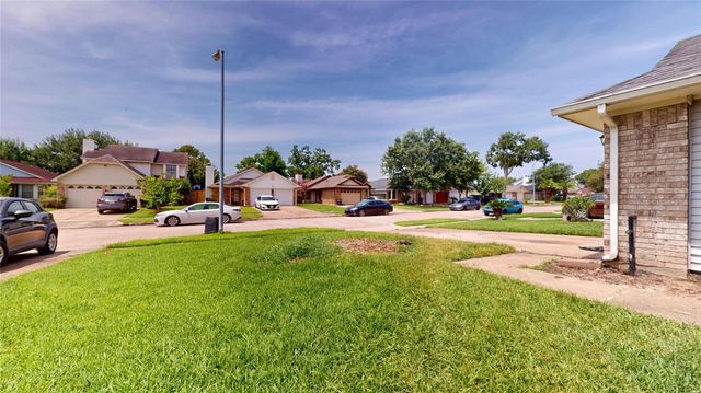 11611 Highland Meadow Drive, Houston, TX 77089