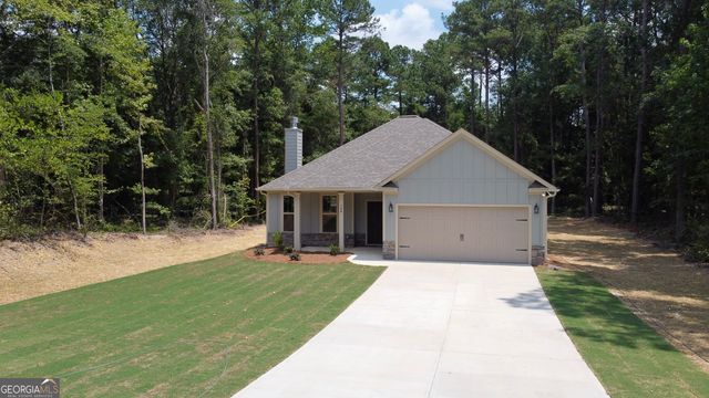 134 Country World Drive, Macon, GA 31211