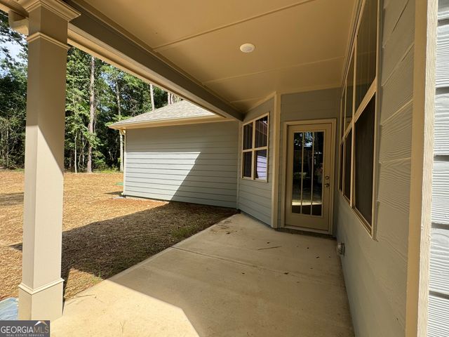 134 Country World Drive, Macon, GA 31211