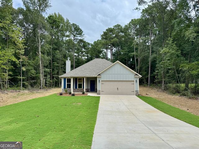 134 Country World Drive, Macon, GA 31211