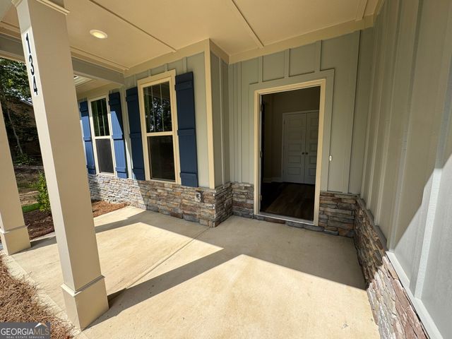 134 Country World Drive, Macon, GA 31211