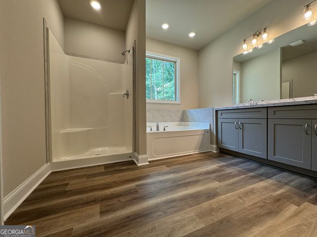 134 Country World Drive, Macon, GA 31211