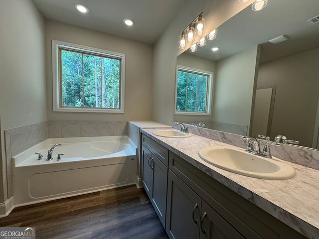 134 Country World Drive, Macon, GA 31211