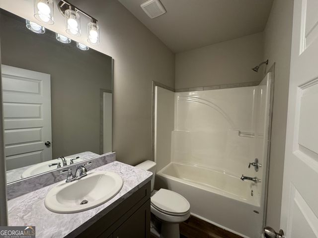 134 Country World Drive, Macon, GA 31211