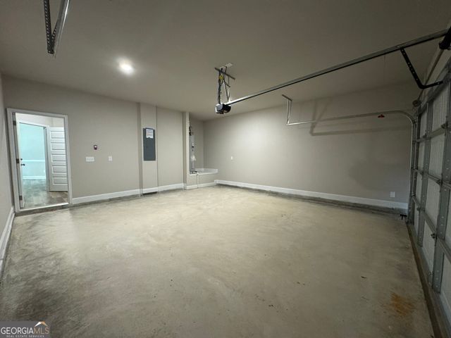 134 Country World Drive, Macon, GA 31211