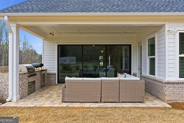 6405 Wallace Farms Drive, Cumming, GA 30028