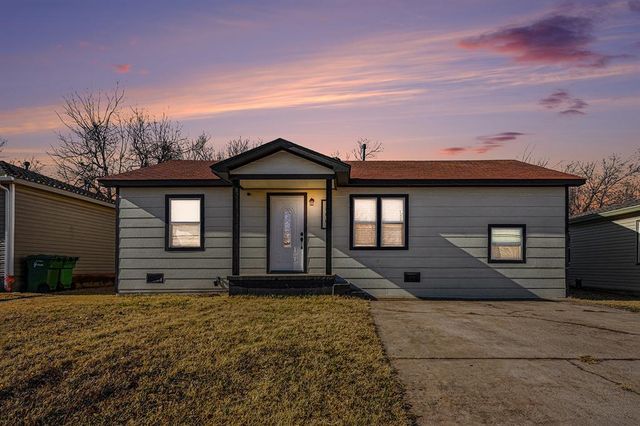 706 S 1st Street, Yukon, OK 73099
