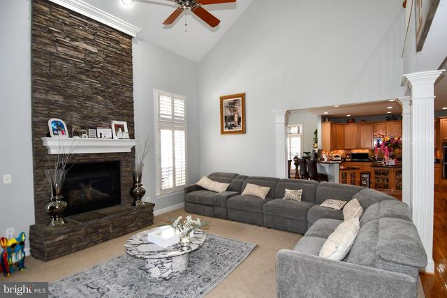 25636 SUMMERALL DR, Aldie, VA 20105