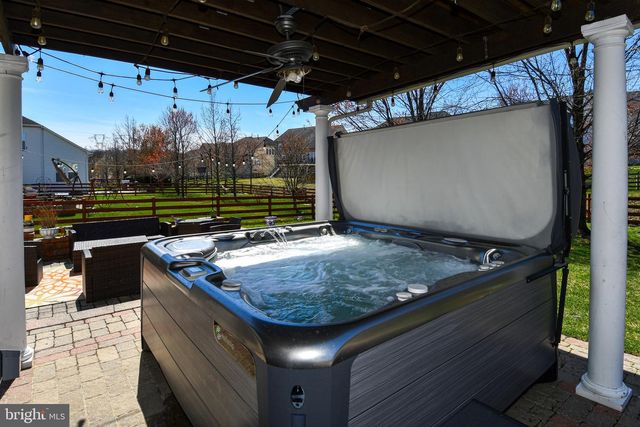 25636 SUMMERALL DR, Aldie, VA 20105