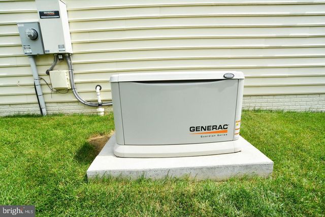 25636 SUMMERALL DR, Aldie, VA 20105